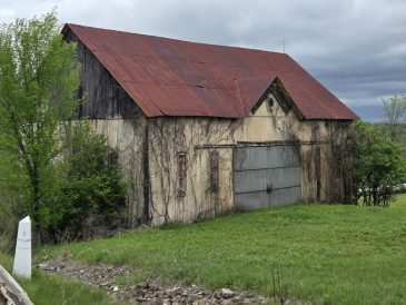 article image - Ross Farm Barn 1